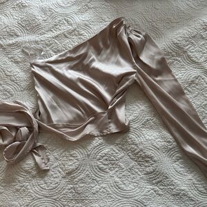 Superdown Cream Satin Top